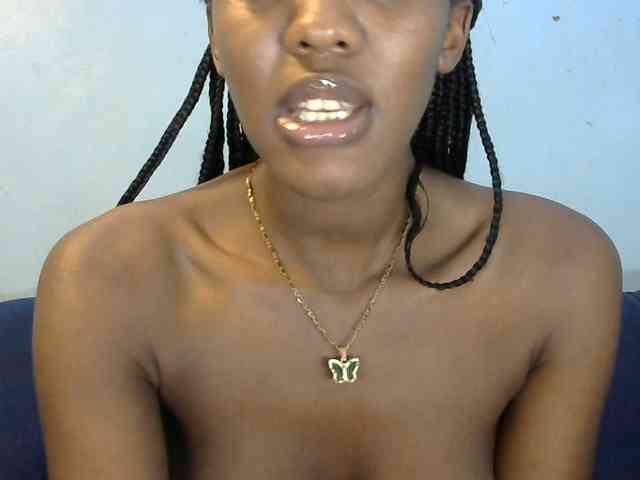 Trisha254 webcam