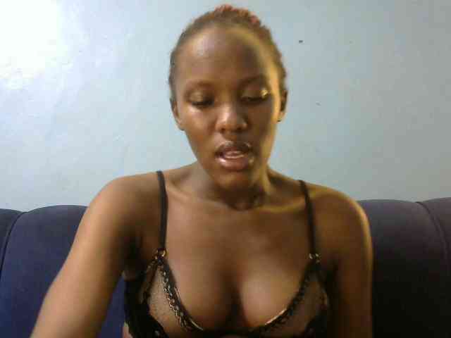 Trisha254 webcam