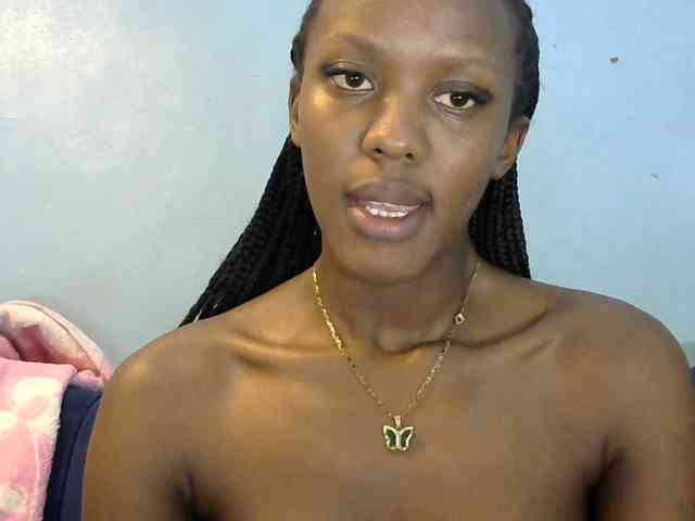 Trisha254 webcam