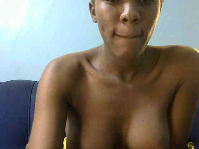Trisha254 webcam