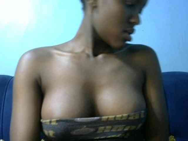 Trisha254 webcam