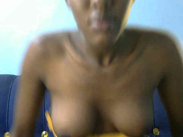 Trisha254 webcam
