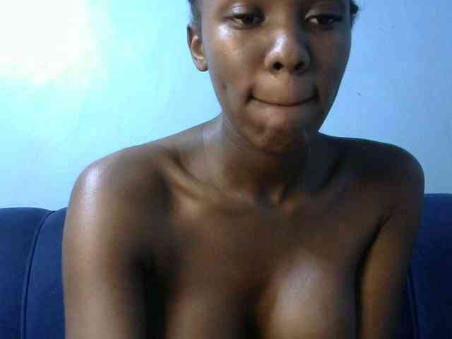 Trisha254 webcam