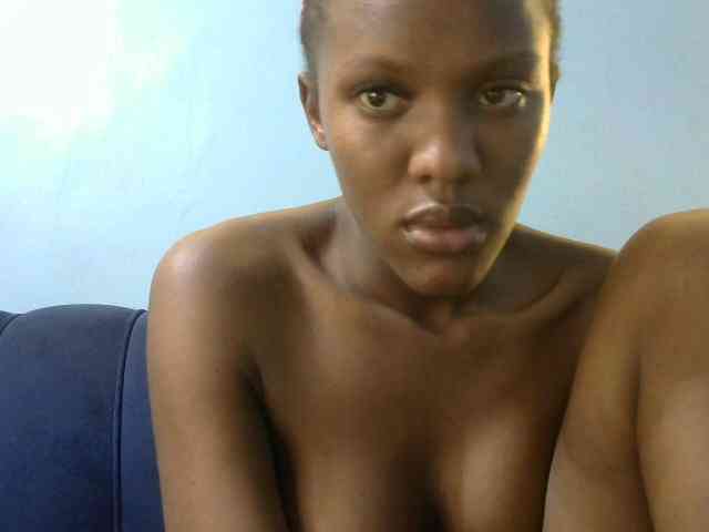 Trisha254 webcam