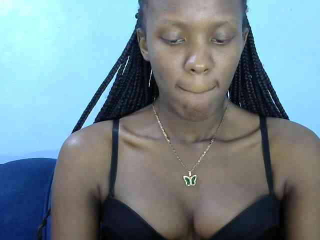 Trisha254 webcam