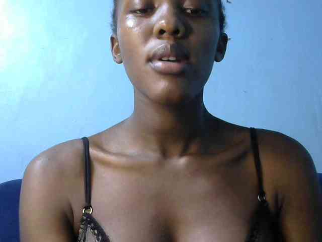 Trisha254 webcam