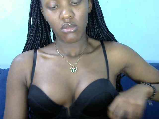 Trisha254 webcam