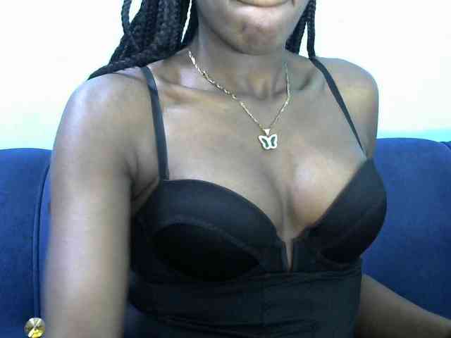 Trisha254 webcam