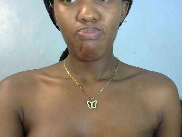 Trisha254 webcam