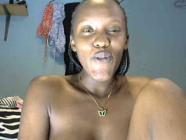 Trisha254 webcam