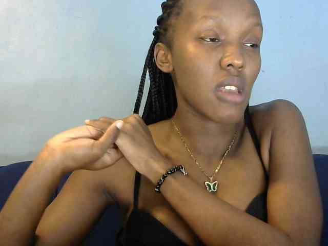 Trisha254 webcam