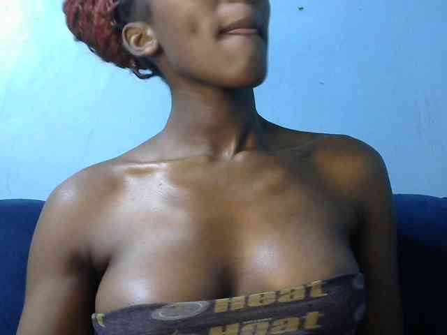 Trisha254 webcam