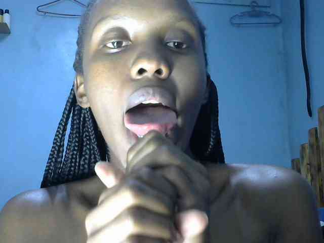 Trisha254 webcam