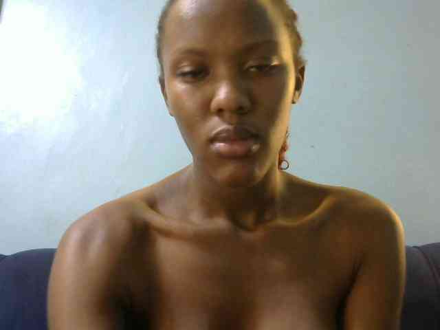 Trisha254 webcam