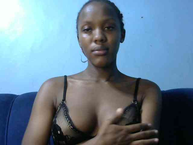 Trisha254 webcam