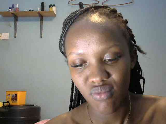 Trisha254 webcam