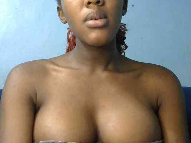 Trisha254 webcam