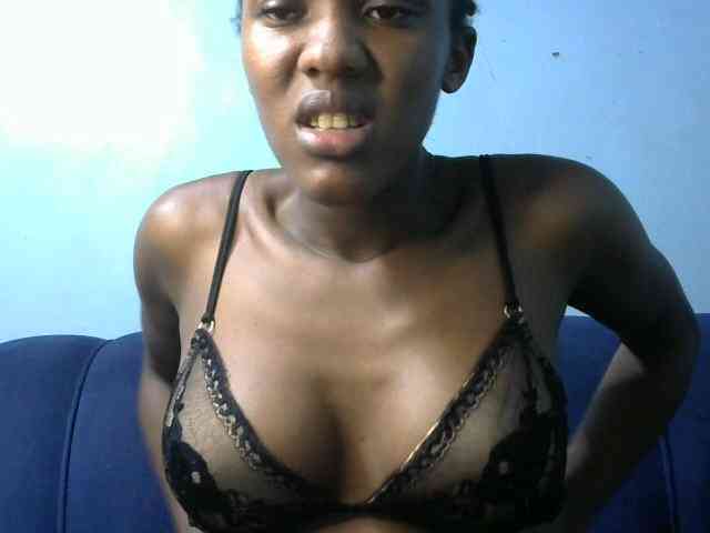 Trisha254 webcam