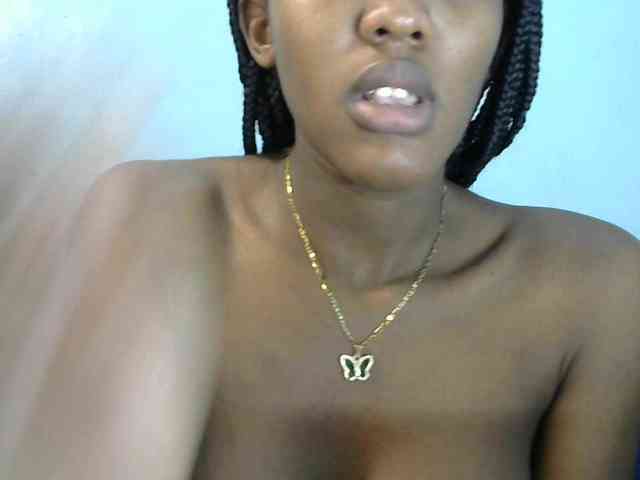 Trisha254 webcam