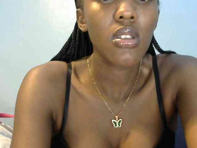 Trisha254 webcam