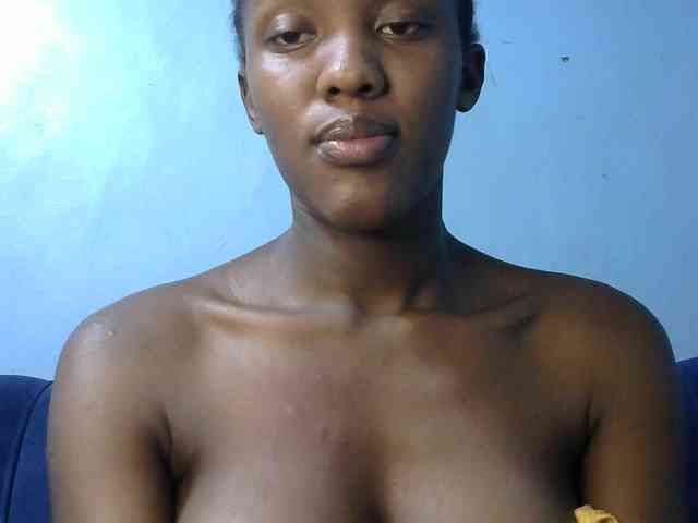 Trisha254 webcam