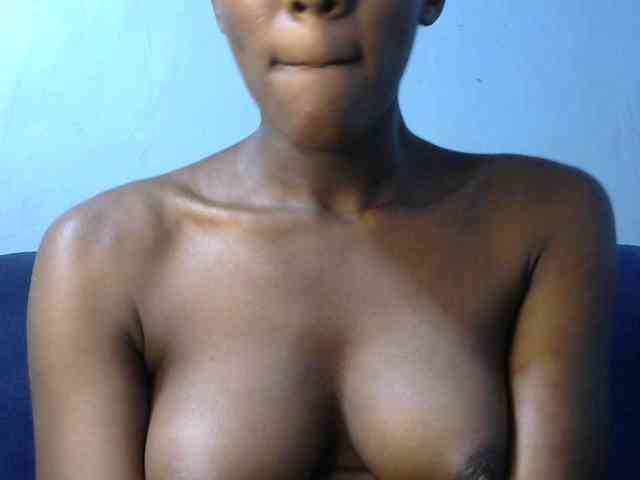 Trisha254 webcam