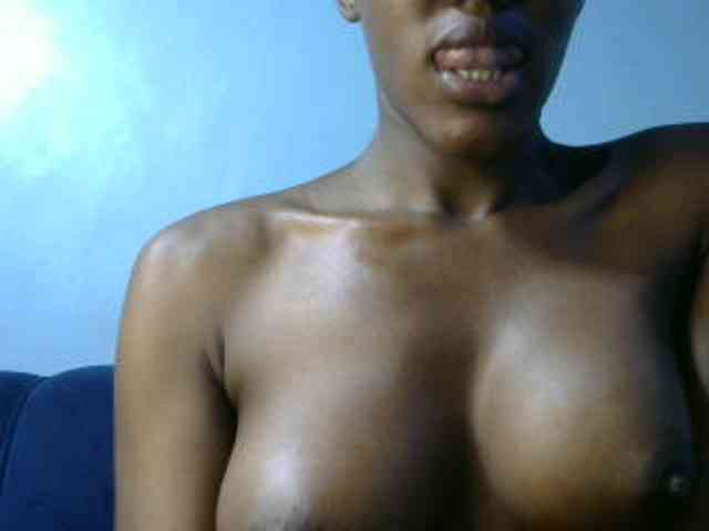 Trisha254 webcam