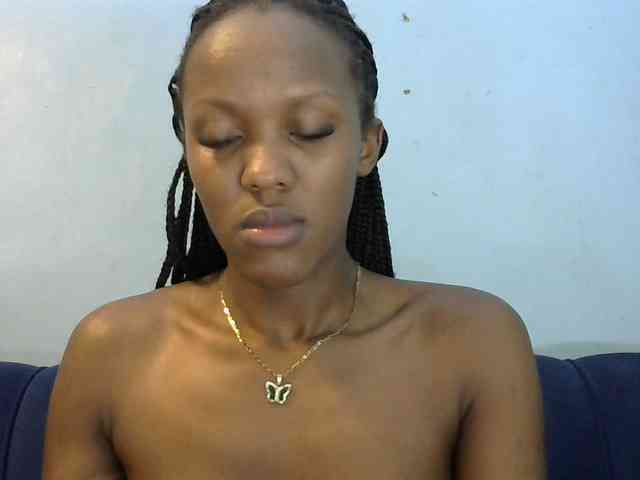 Trisha254 webcam