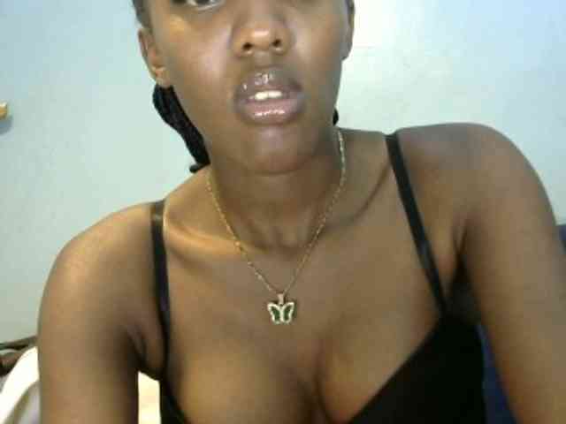 Trisha254 webcam