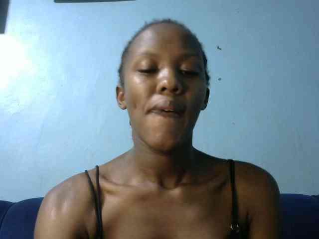 Trisha254 webcam