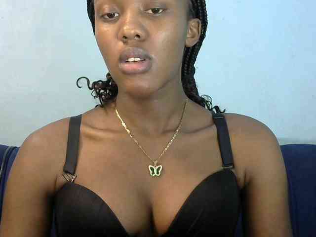 Trisha254 webcam