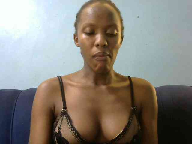 Trisha254 webcam