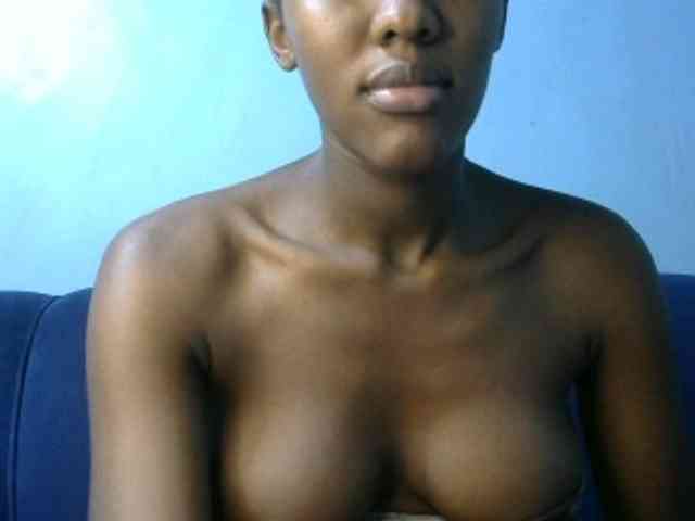 Trisha254 webcam