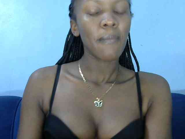 Modèle: Trisha254