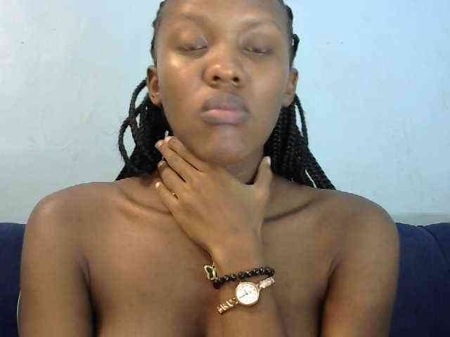 Trisha254 webcam