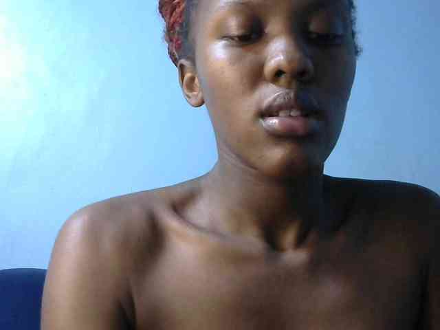 Trisha254 webcam