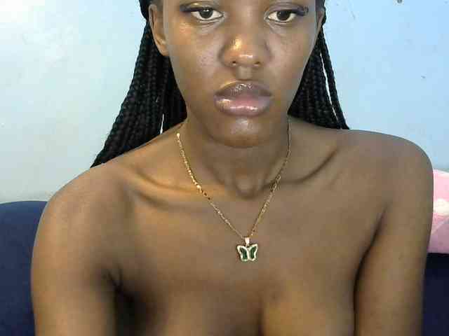 Trisha254 webcam