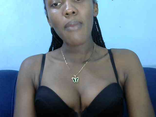 Trisha254 webcam