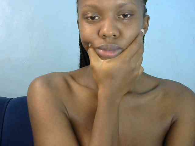 Trisha254 webcam
