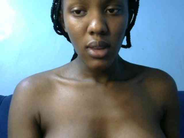 Trisha254 webcam