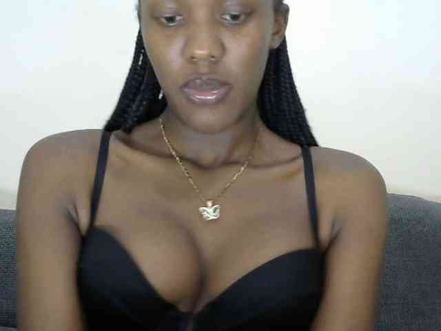Trisha254 webcam