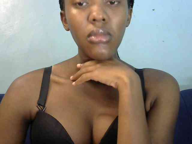 Trisha254 webcam