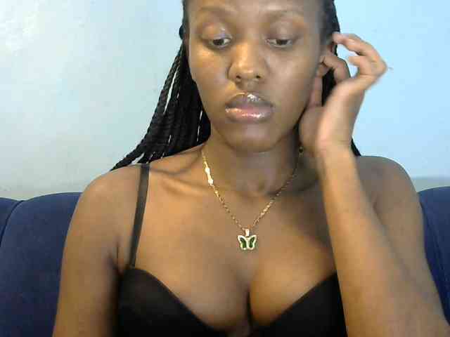 Trisha254 webcam