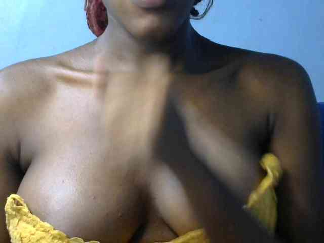 Trisha254 webcam