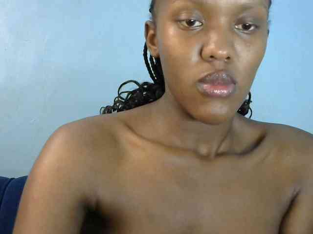 Trisha254 webcam