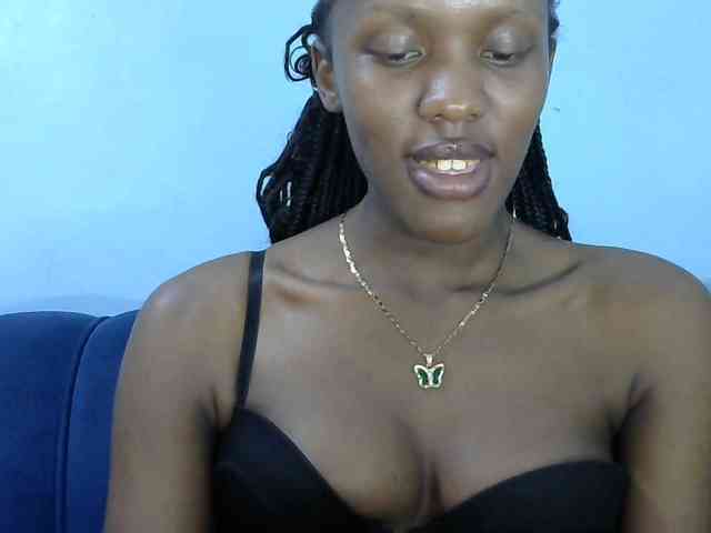 Trisha254 webcam