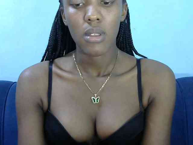 Trisha254 webcam