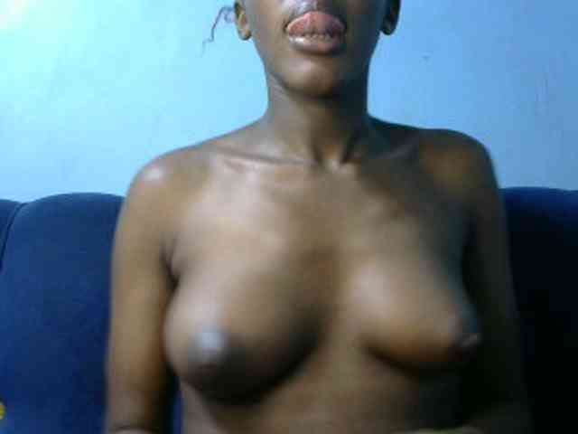 Trisha254 webcam