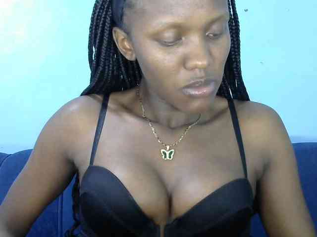 Trisha254 webcam