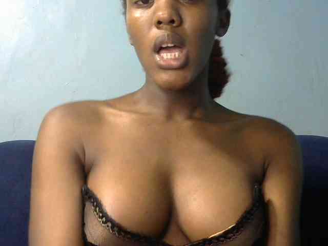 Trisha254 webcam